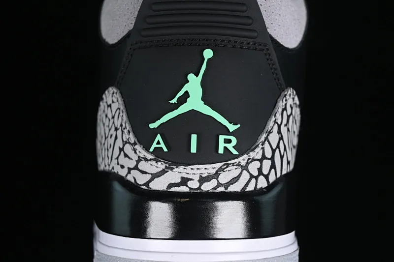 All categories Air Jordan Jordan series basketball shoes Air Jordan 3 LW version Air Jordan 3 "Green Glow" AJ3 Joe 3 black and green CT8532-031